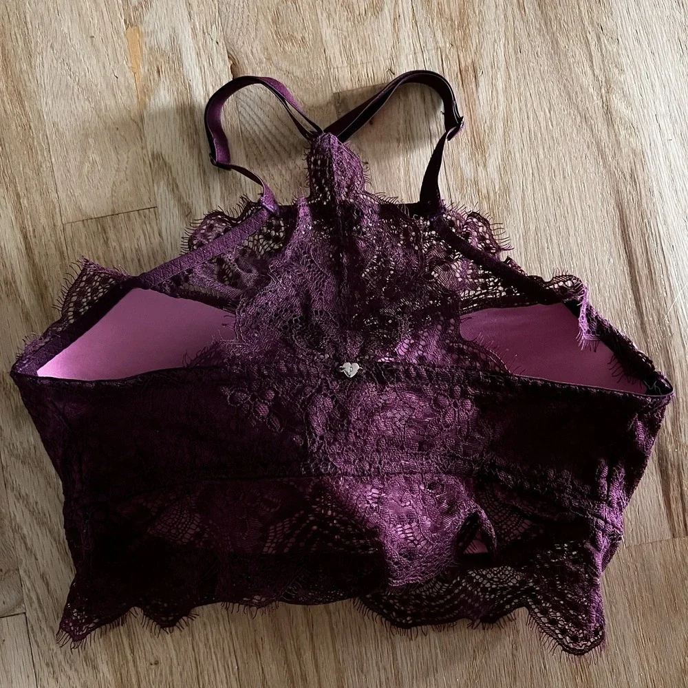 Victoria's Secret‎ PINK Push Up Racerback Bra Maroon Size S DD UNDERWIRE Purple